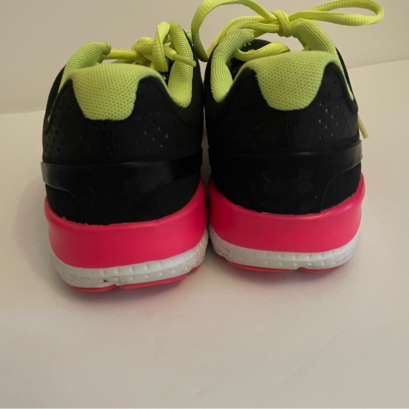 Under Armour Micro G Optimum Running Shoes
Sneakers Black 8.5m - Picture 7 of 12
